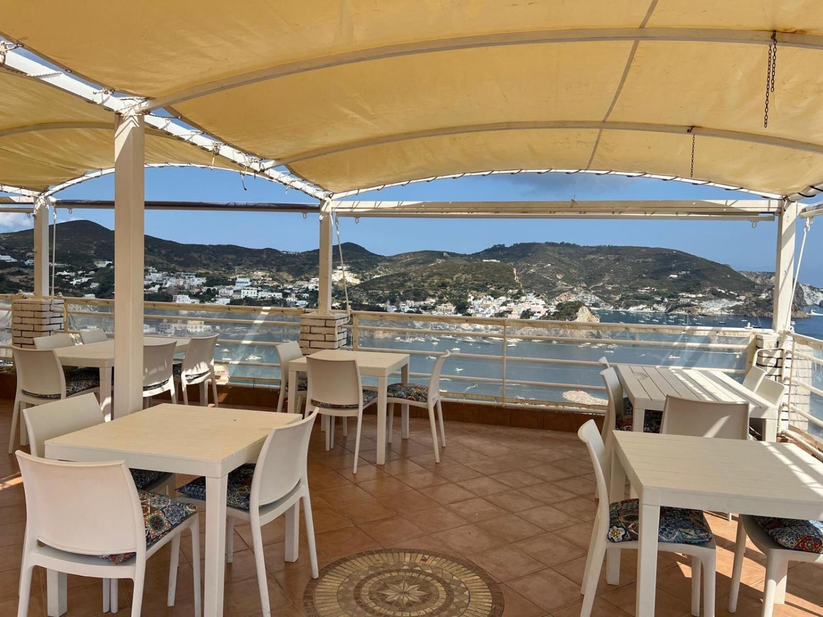 Adele 3* Ponza